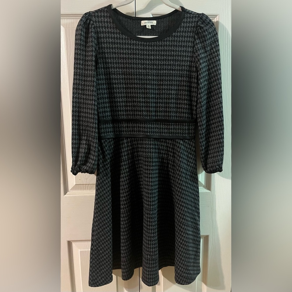 Max Studio Houndstooth Pattern Fit & Flare Dress … - image 3